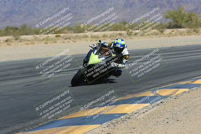 media/Mar-24-2025-Moto Forza (Mon) [[57ce5c5cff]]/1-Advanced Group/Session 3 (Turn 6 Inside)/